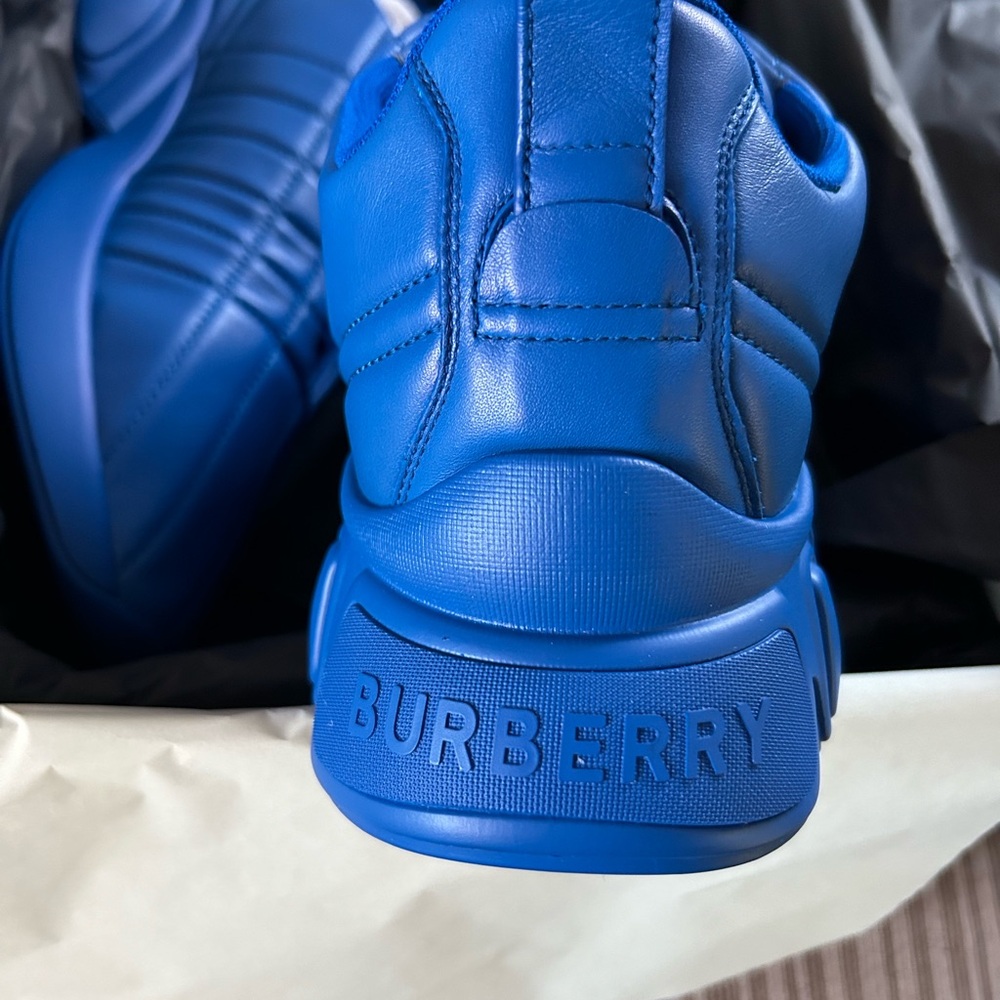 burberry leather classic quilted trainer - Picture 7 of 8